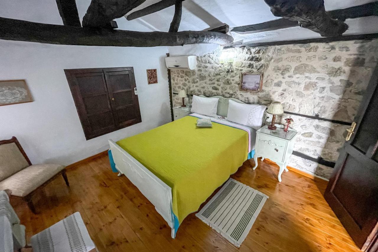 Guest house Bujtina Kodiket *
