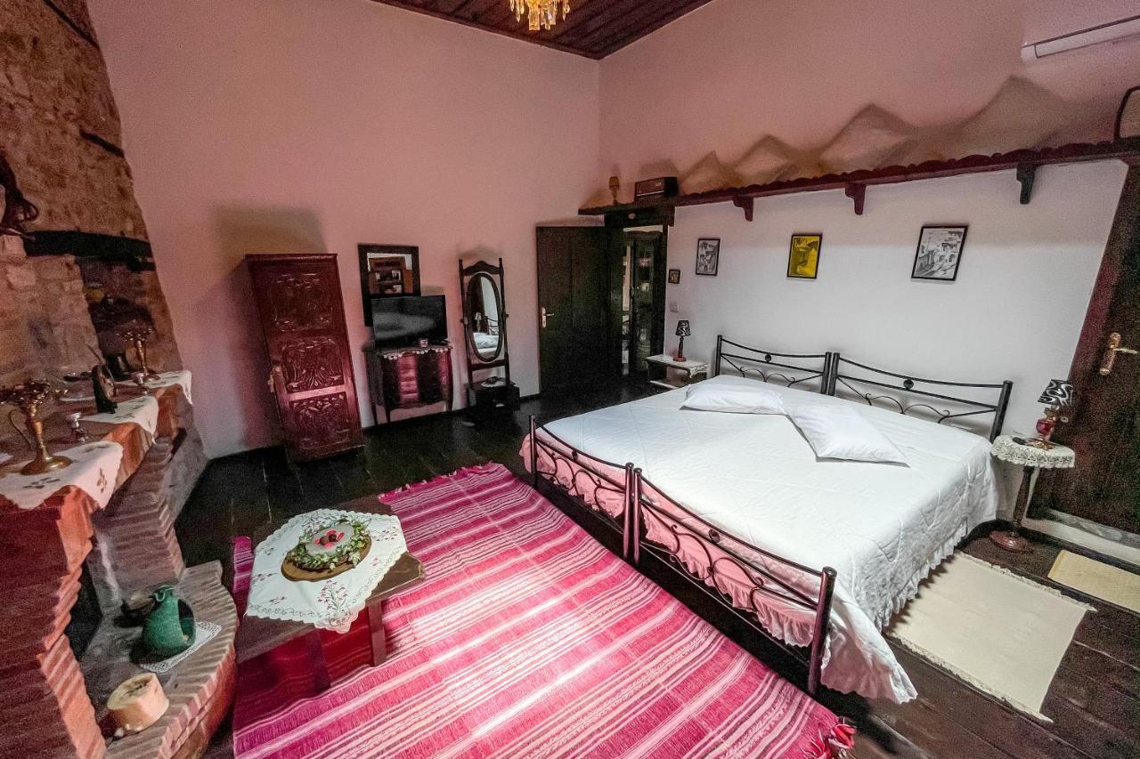 Bujtina Kodiket Guest house Berat