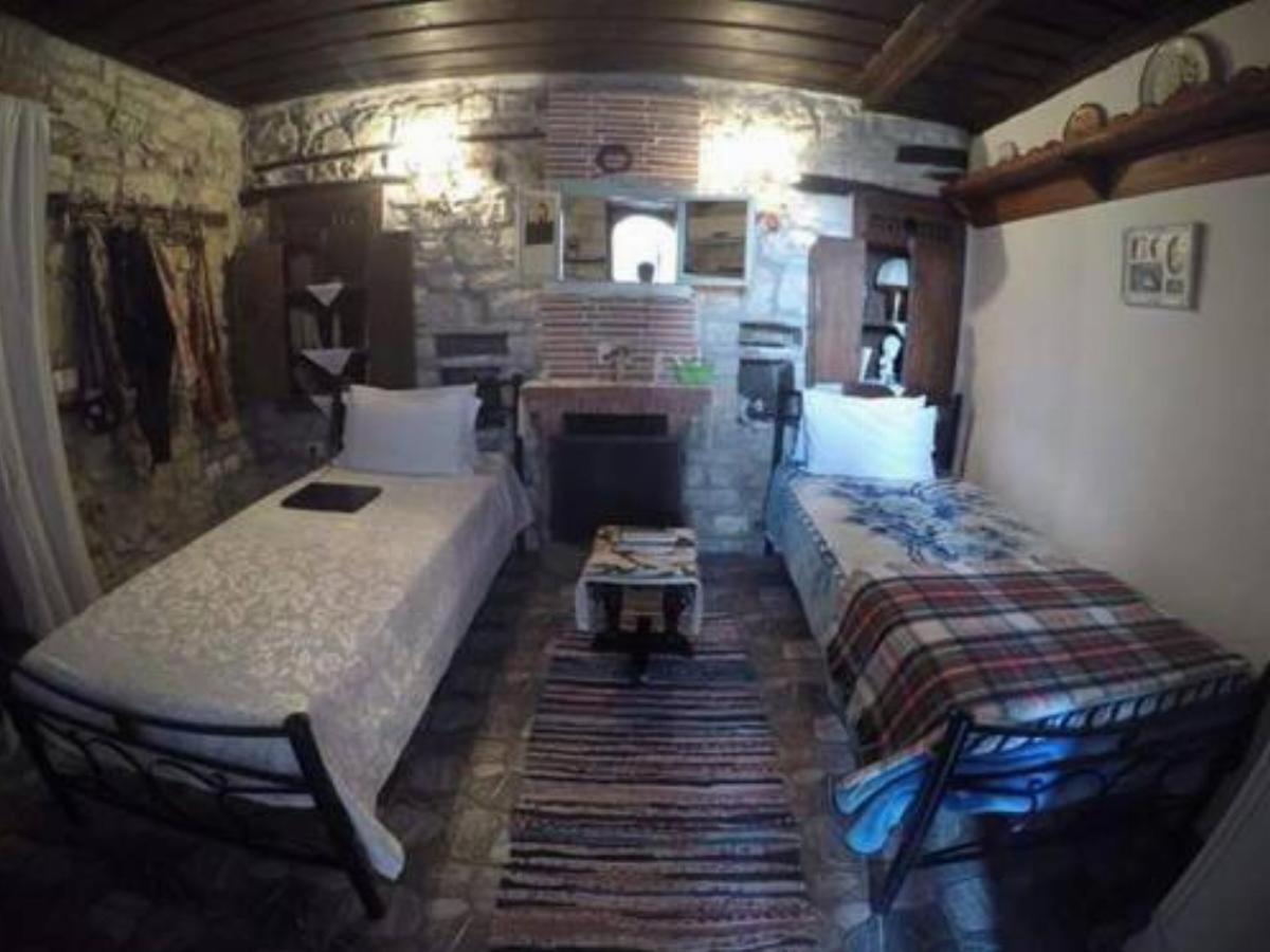 Guest house Bujtina Kodiket Berat